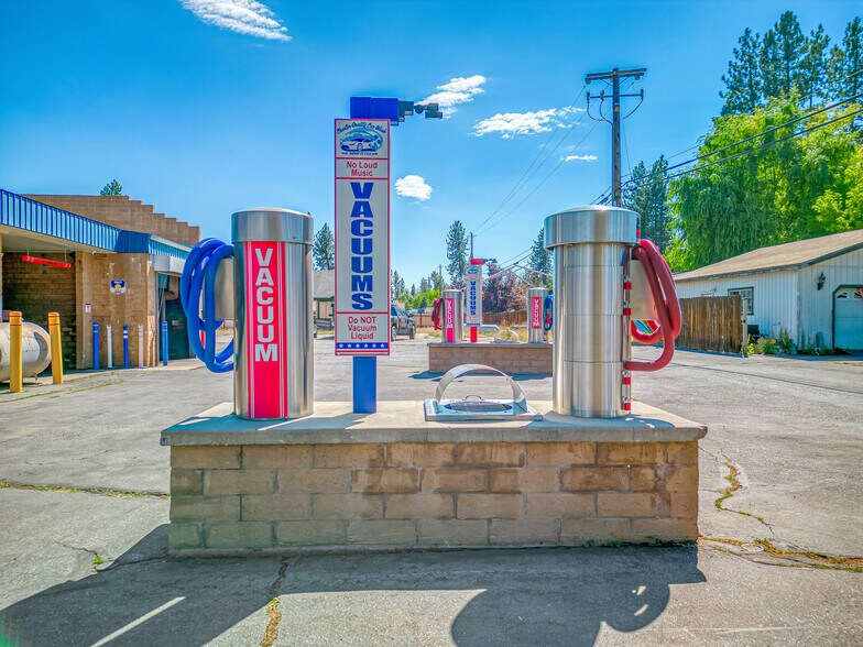More Photos Of 640 Main Street, Chester Carwash For Sale
