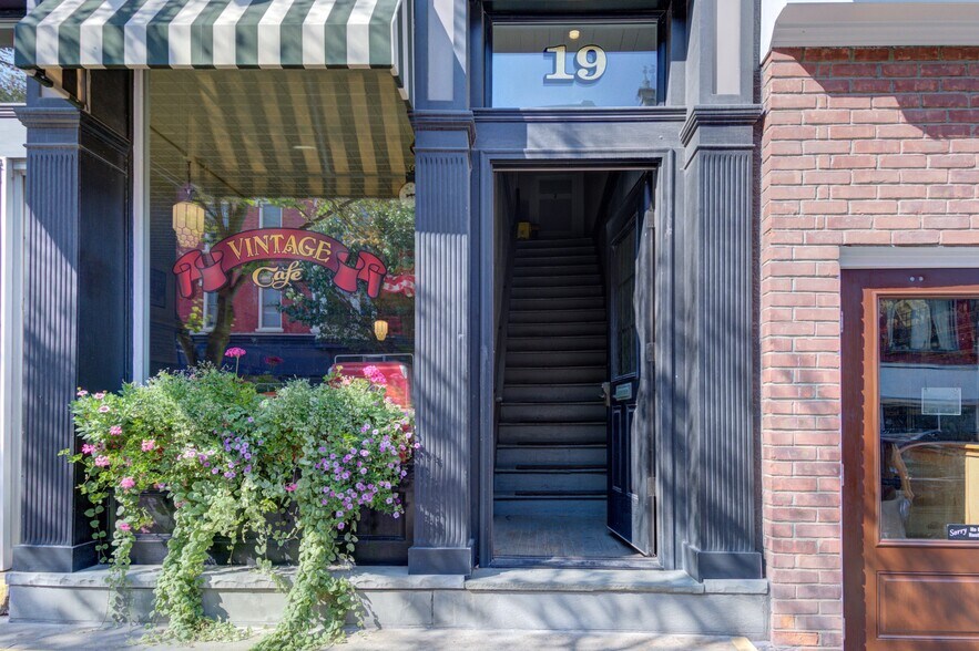More Photos Of 19-21 W Main St, Johnstown Restaurant For Sale