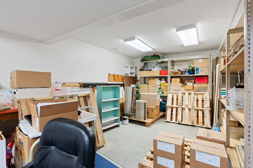 More Photos Of 3341 Dayton-xenia Rd, Dayton Storefront Retail Office For Sale