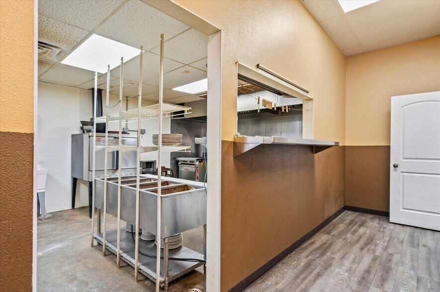 More Photos Of 205 Maple St, Overbrook Mixed Retail For Sale