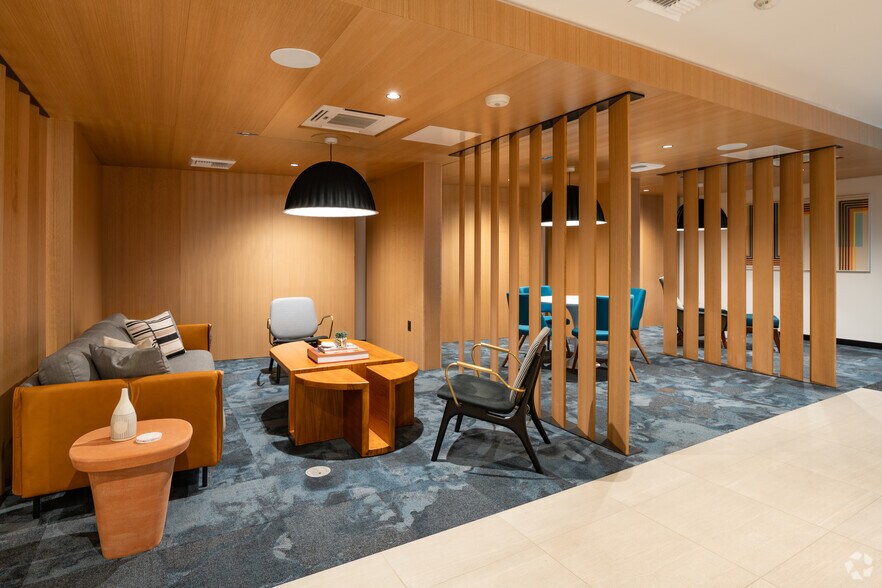 More Photos Of 2309 S Jackson St, Seattle Apartments For Lease