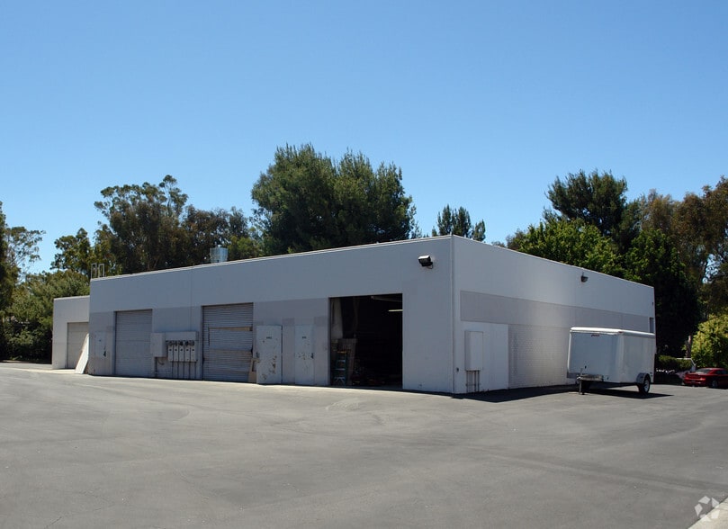 More Photos Of 31121-31131 Via Colinas, Westlake Village Unknown For Lease