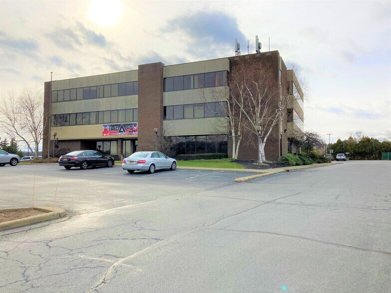 More Photos Of 15 Matthews St, Goshen Office For Sale