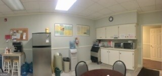 More Photos Of 21 Industrial Blvd, Eastman Office For Sale