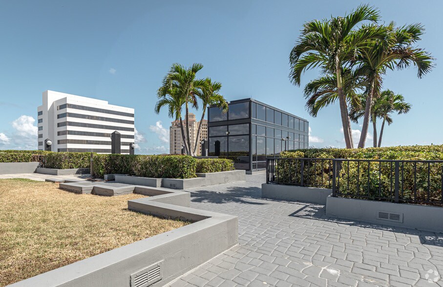 More Photos Of 515 N Flagler Dr, West Palm Beach Office Residential For Lease