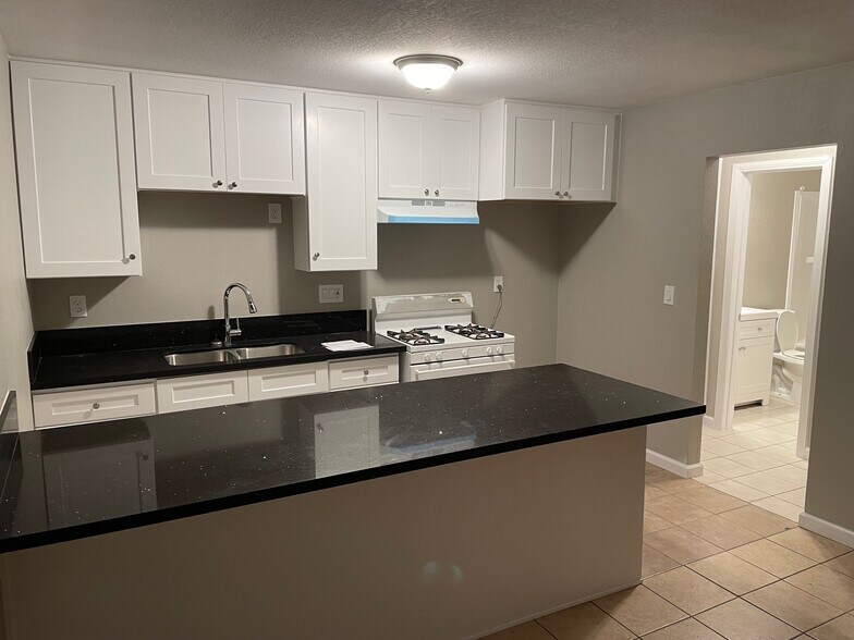 More Photos Of 24238 Postal Ave, Moreno Valley Apartments For Sale