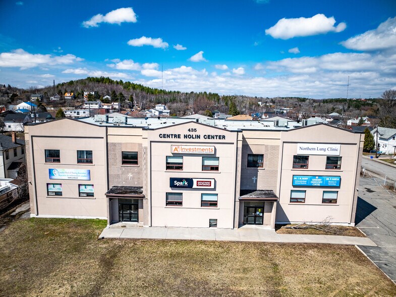 More Photos Of 435 Notre Dame Av, Sudbury Medical For Lease