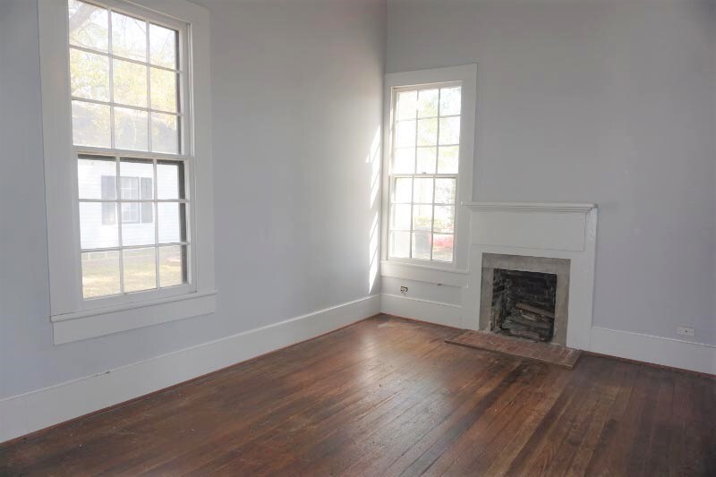 More Photos Of 668 N Main St, Jasper Storefront Retail Office For Sale