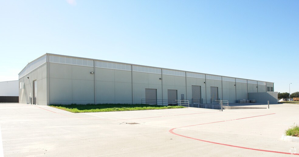 More Photos Of 14219 Westfair West, Houston Light Distribution For Lease