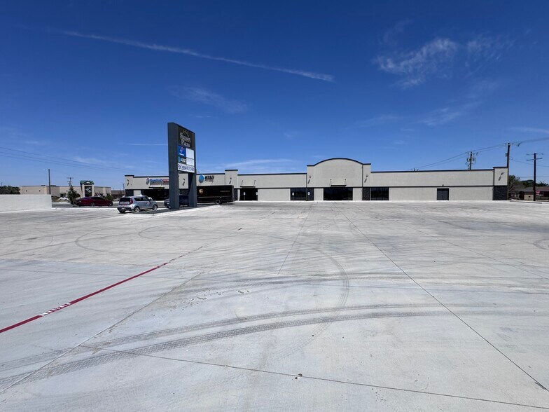 More Photos Of 1801 Linda Ave, Odessa Storefront For Lease