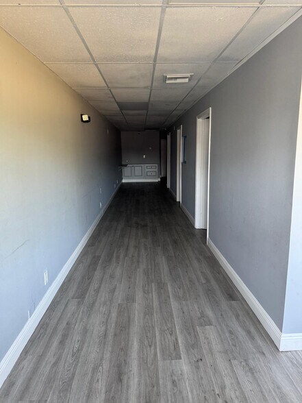 More Photos Of 3355-3365 Lake Worth Rd, Palm Springs Storefront Retail Office For Lease
