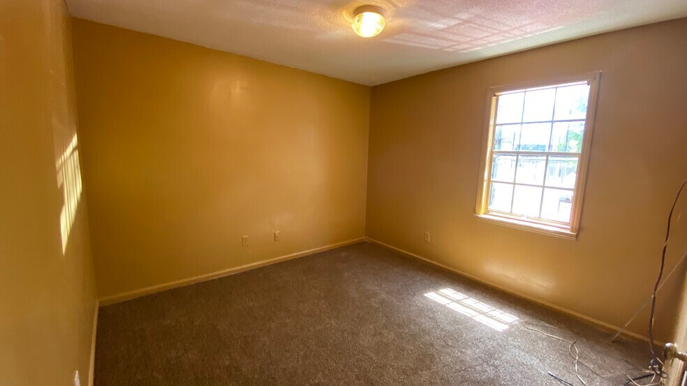 More Photos Of 1609 11th Ct N, Birmingham Apartments For Sale