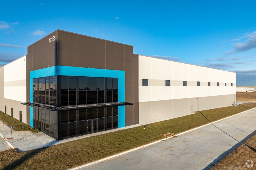 More Photos Of 12125 S. 156th St, Papillion Industrial For Sale
