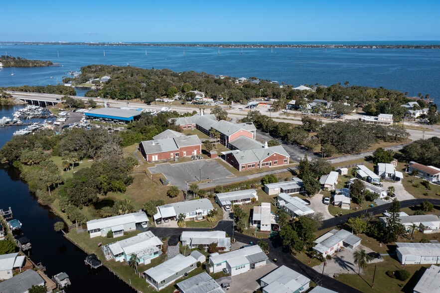 More Photos Of 4400 Dixie Hwy NE, Palm Bay Schools For Sale