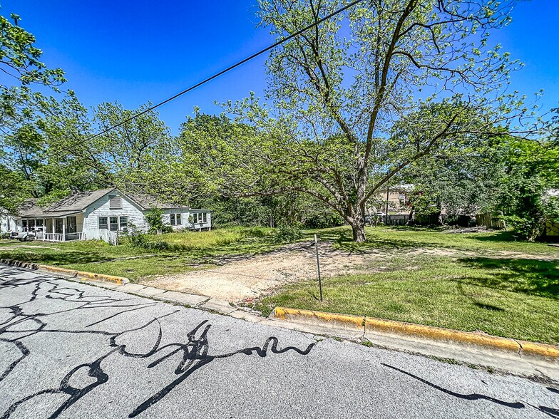 More Photos Of 20th & Ave L 1/2, Huntsville Land For Sale