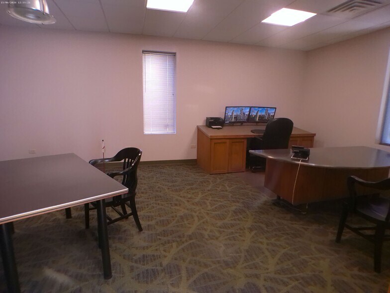 More Photos Of 480 Yuma St, Denver Office For Sale