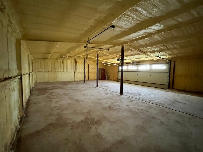 More Photos Of FM 902 and Cobler Road, Collinsville Light Distribution For Lease