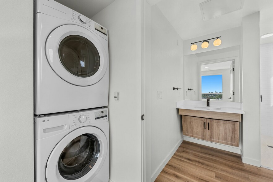 More Photos Of 3943 Oregon St, San Diego Apartments For Sale