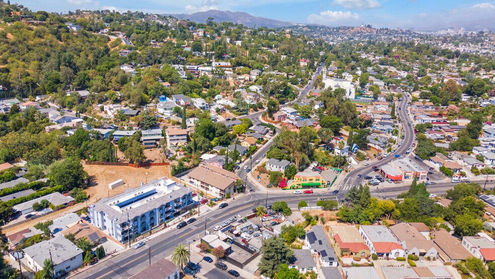 More Photos Of 768 N Avenue 50, Los Angeles Storefront Retail Office For Sale
