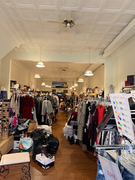 More Photos Of 254 E High St, Pottstown Storefront Retail Office For Sale