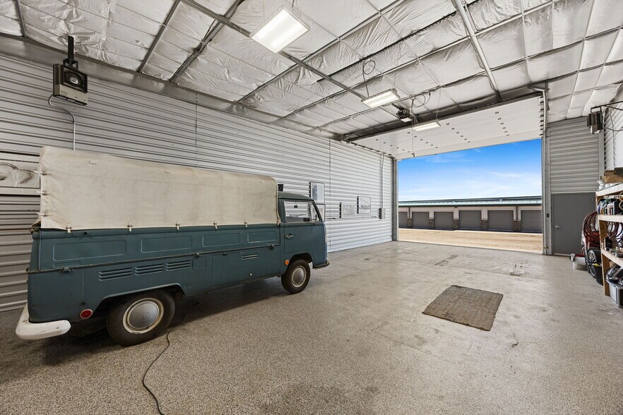 More Photos Of 14200 E Otero Ave, Englewood Self Storage For Sale
