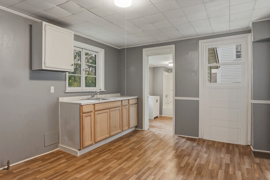 More Photos Of 291 Sunset Dr, Corning Apartments For Sale
