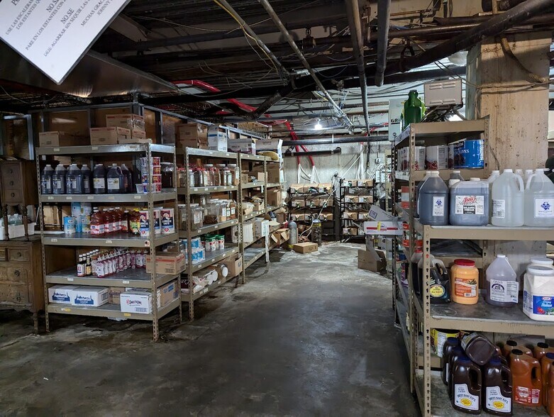 More Photos Of 909 Union Ave, New Windsor Township Restaurant For Sale