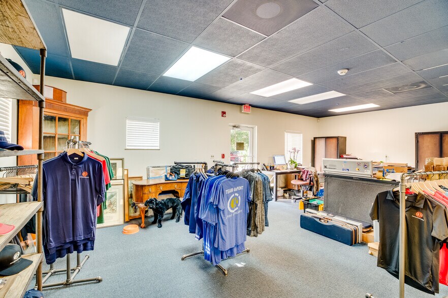 More Photos Of 1965 25th Ave, Vero Beach Office For Sale