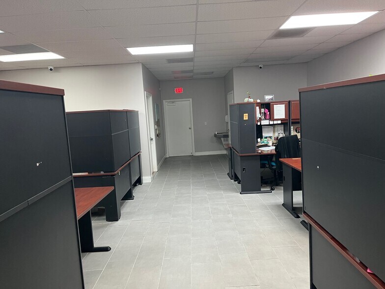 More Photos Of 4855 W Hillsboro Blvd, Coconut Creek Medical For Sale
