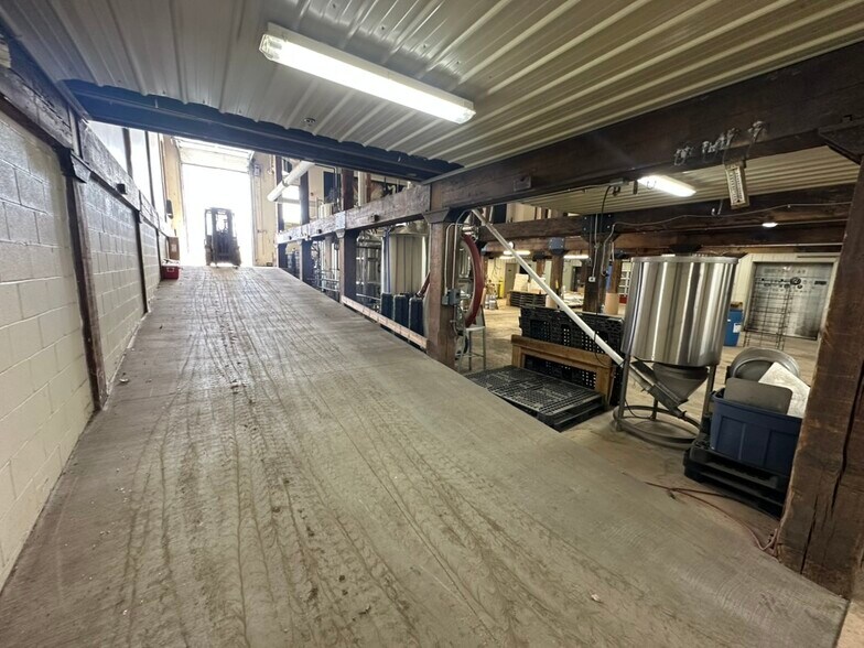 More Photos Of 638 Lake St, Wilson Freestanding For Sale