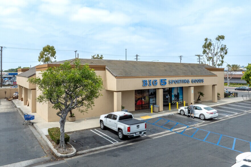 More Photos Of 8888-8998 Knott Ave, Buena Park Unknown For Lease
