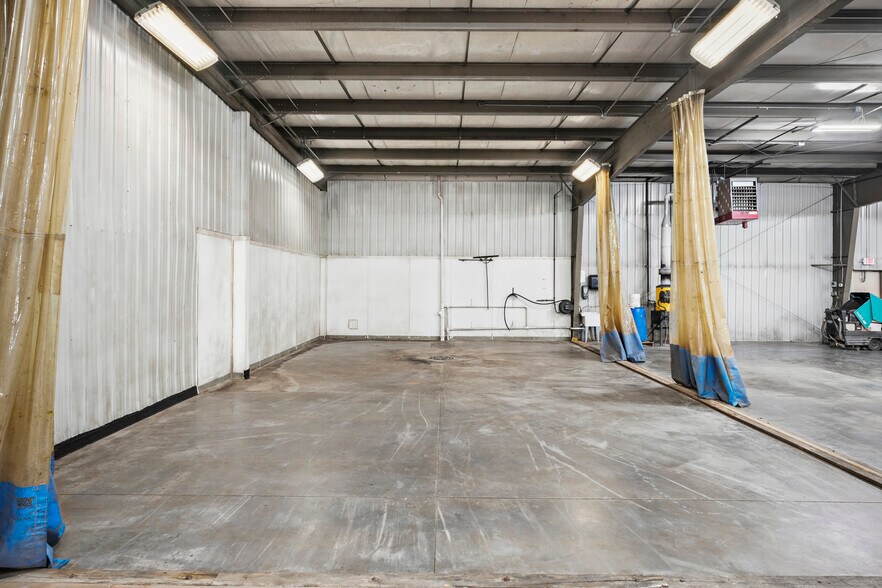 More Photos Of 4811 Curtis Rd, Dodgeville Warehouse For Sale