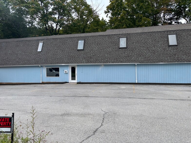 More Photos Of 1797 Route 376, Poughkeepsie Freestanding For Sale