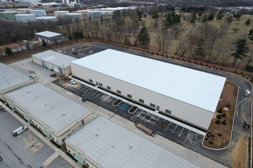 More Photos Of 3904 Columbia Ave, Marcus Hook Warehouse For Lease
