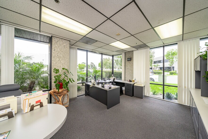 More Photos Of 231 W Blueridge Ave, Orange Manufacturing For Sale