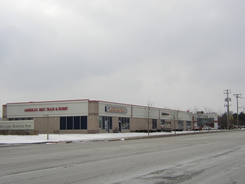 Primary Photo Of 865-895 Maplewood Dr, Itasca Unknown For Lease
