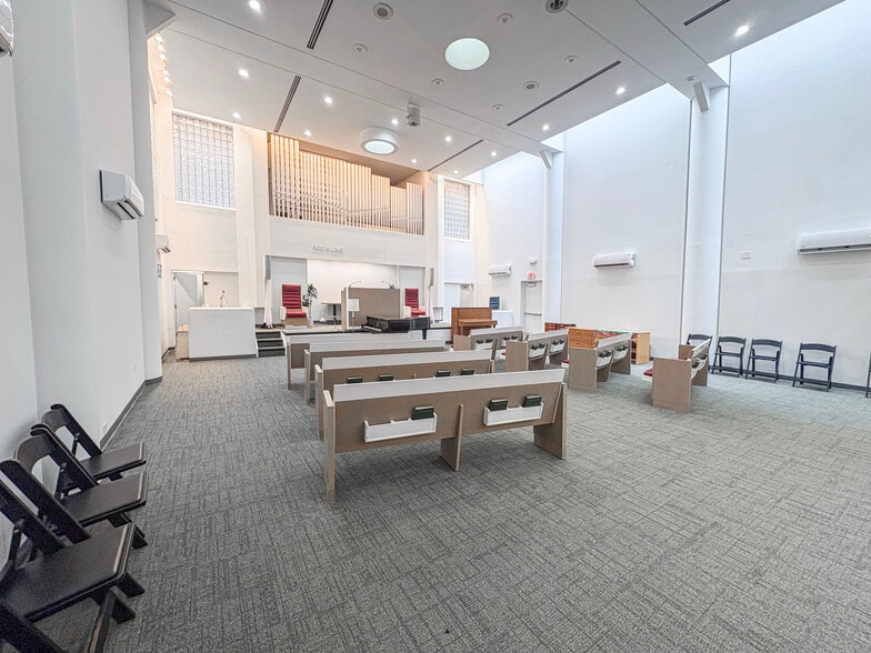 More Photos Of 518 W 112th St, New York Apartments For Lease