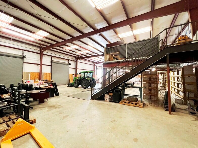 More Photos Of 3620 Swiftwater Park Dr, Suwanee Loft Creative Space For Sale