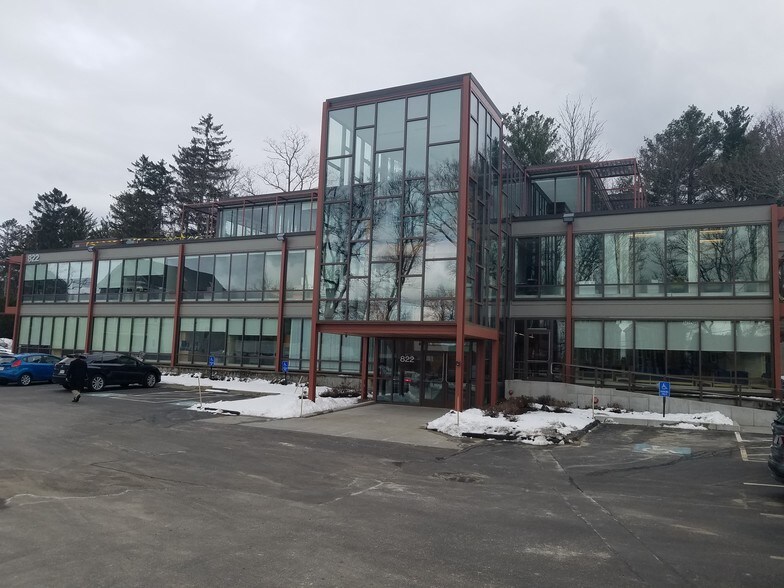 More Photos Of 822 Boylston St, Brookline Medical For Lease