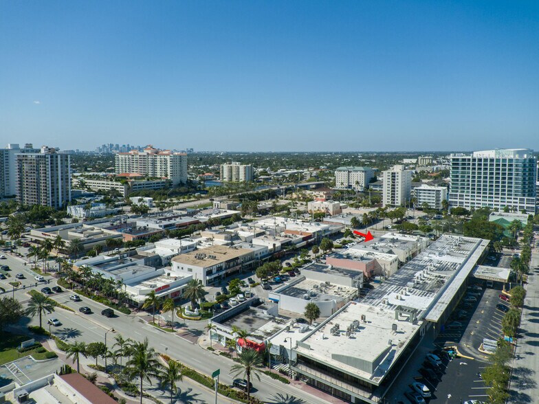 More Photos Of 3309 NE 33rd St, Fort Lauderdale General Retail For Lease