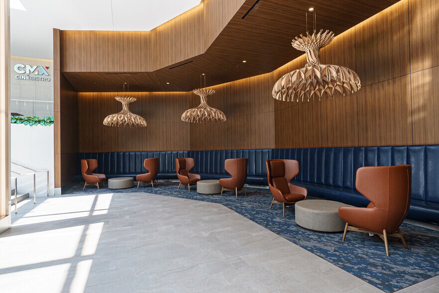 More Photos Of 2001 International Dr, McLean General Retail For Lease