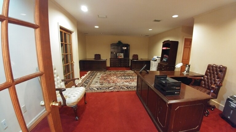 More Photos Of 250 E Park Ave, Lake Wales Office For Lease