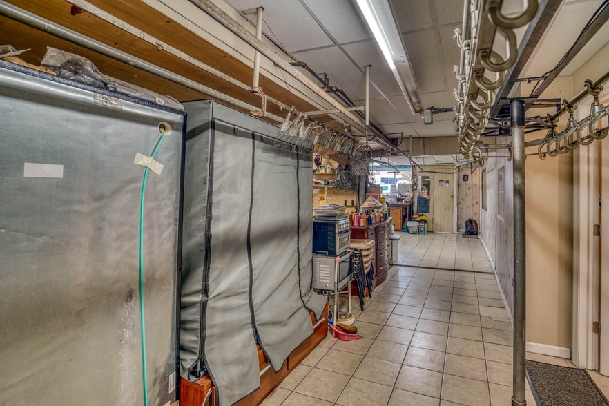 More Photos Of 12 E Wister St, Philadelphia Storefront For Sale