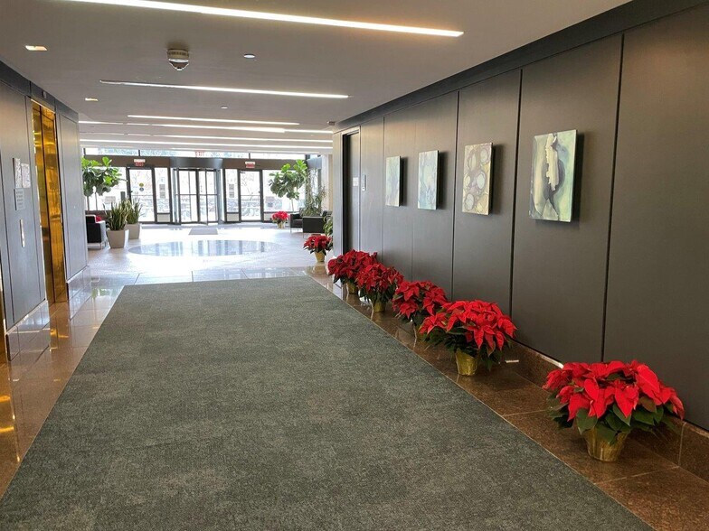 More Photos Of 44 Old Ridgebury Rd, Danbury Office For Lease