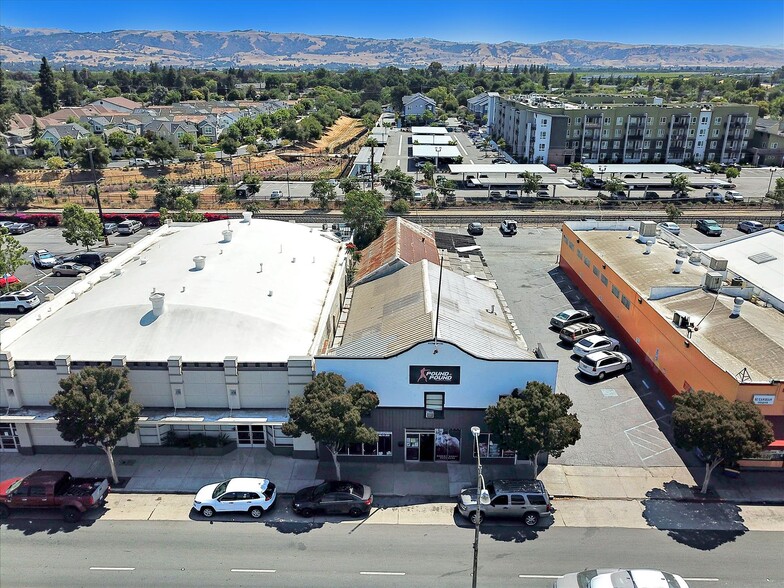 More Photos Of 7648 Monterey St, Gilroy Storefront For Sale