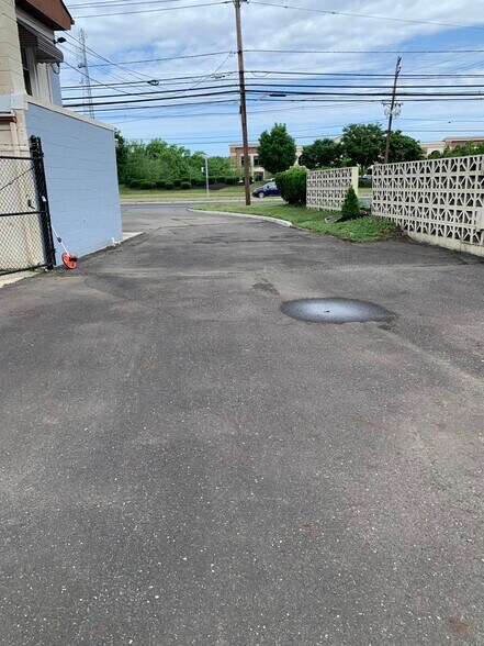 More Photos Of 133 Route 130, Bordentown Freestanding For Sale