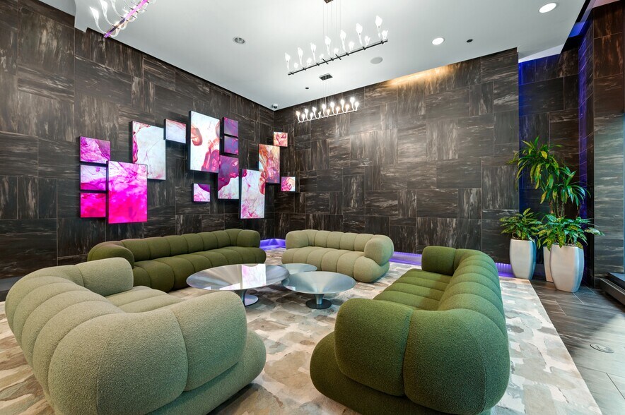 More Photos Of 73 E Lake St, Chicago Apartments For Sale