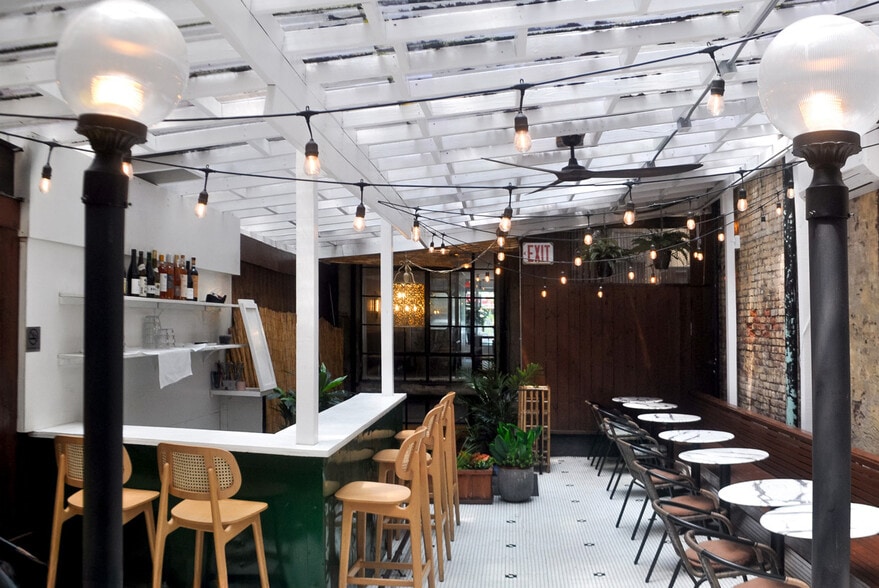 More Photos Of 158 8th Ave, New York Storefront Retail Residential For Lease