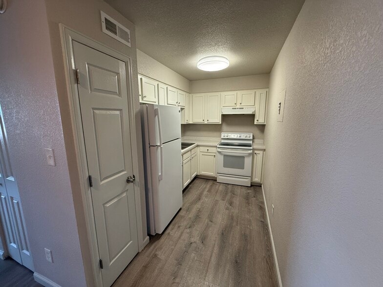 Primary Photo Of 107 University Dr, Colorado Springs Apartments For Sale