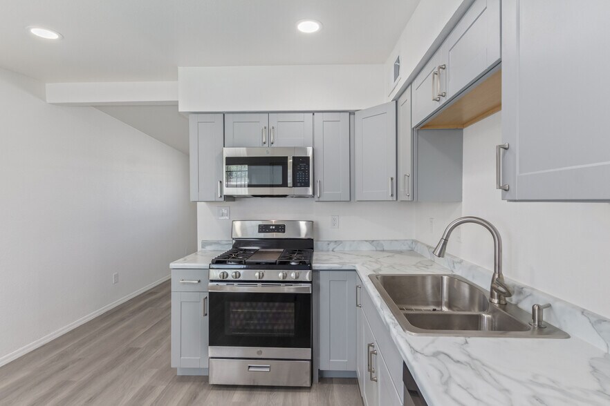 More Photos Of 254 N Melwood Ave, Tucson Apartments For Sale